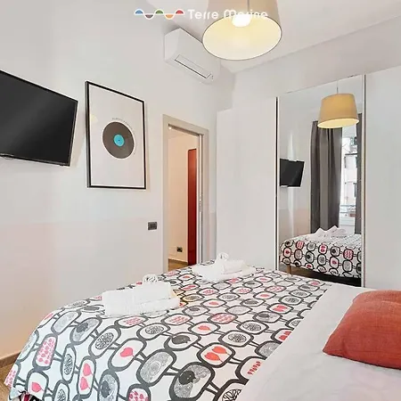 Graffiti House, Terre Marine דירה *